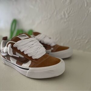 Vans Knu Skool